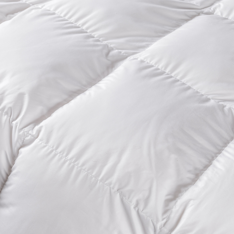 Luxe Beddengoed Trooster Dekbe - Duvet Insert White recensie en prijs